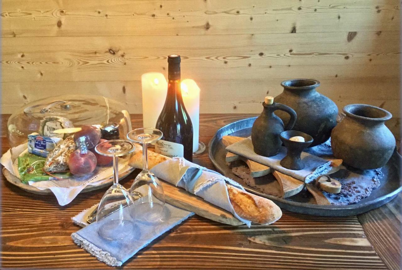 L'Ours Blanc Lodge Le Biot 外观 照片