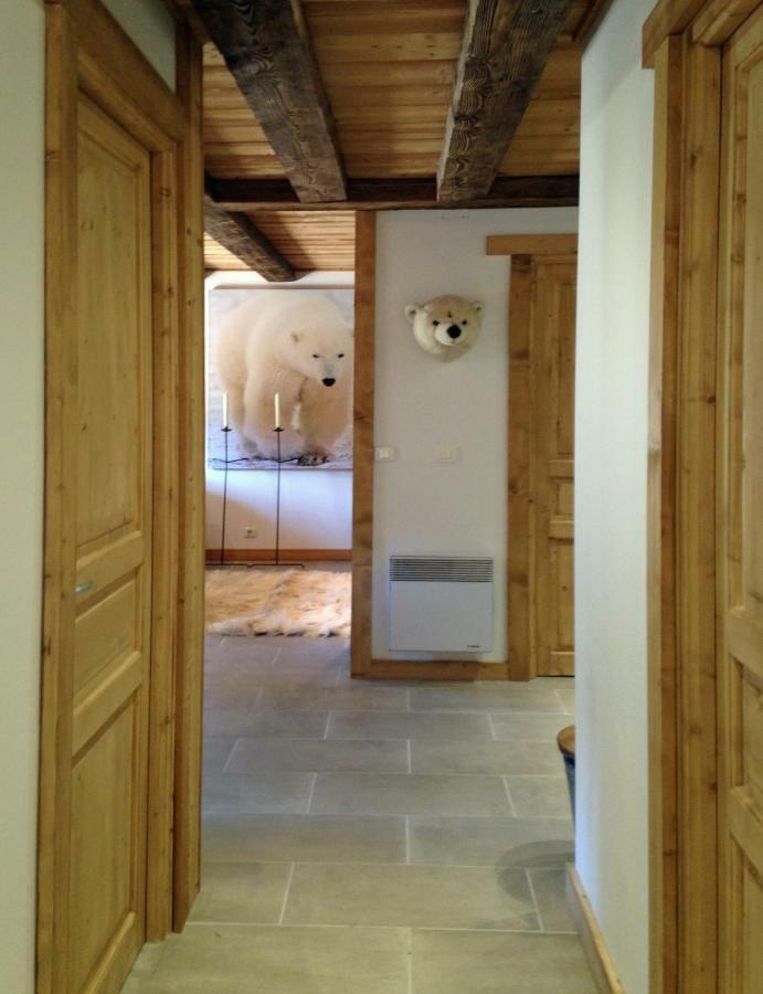 L'Ours Blanc Lodge Le Biot 外观 照片